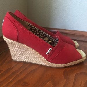 Toms Peep Toe Wedges